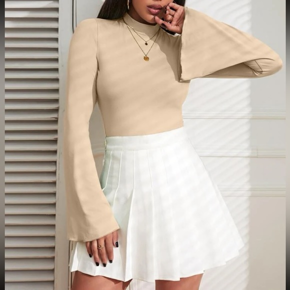 Boho bell sleeve top - Picture 1 of 15